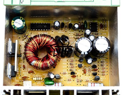Усилитель HF13D-03 встраиваемый для активного сабвуфера (80W / 500W)